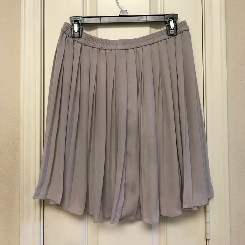Grey Mini Pleated Skirt