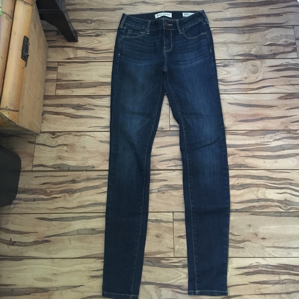 PacSun Dark blue stretchy skinny jeans!