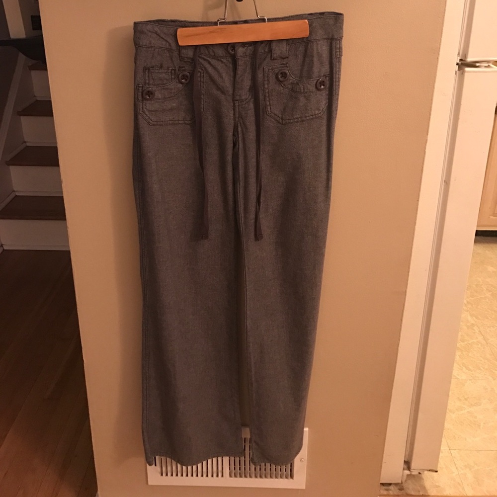 Grey pants (wide bottom)