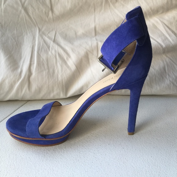 Calvin Klein Vivian Sandals - Picture 5 of 5