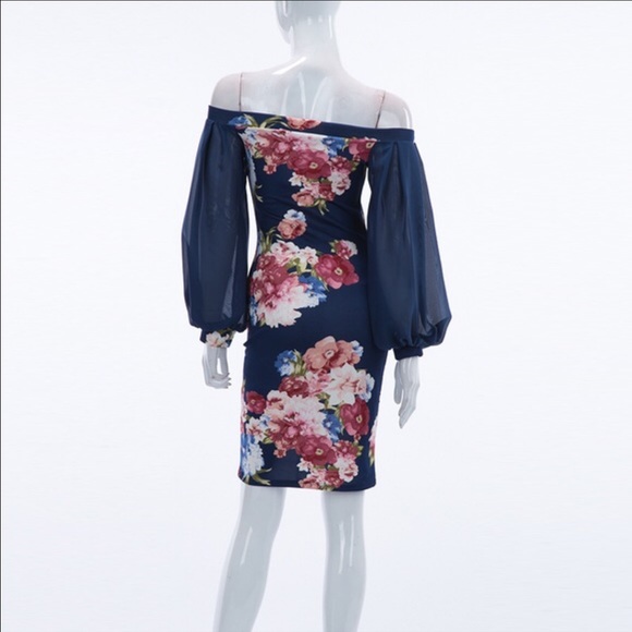 🔥WOW! 2 LEFT✨Very SOFT Navy Floral print dress - Picture 2 of 3