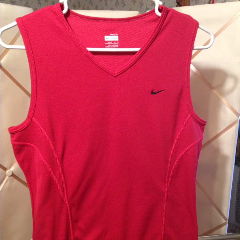 Nike FIT DRY