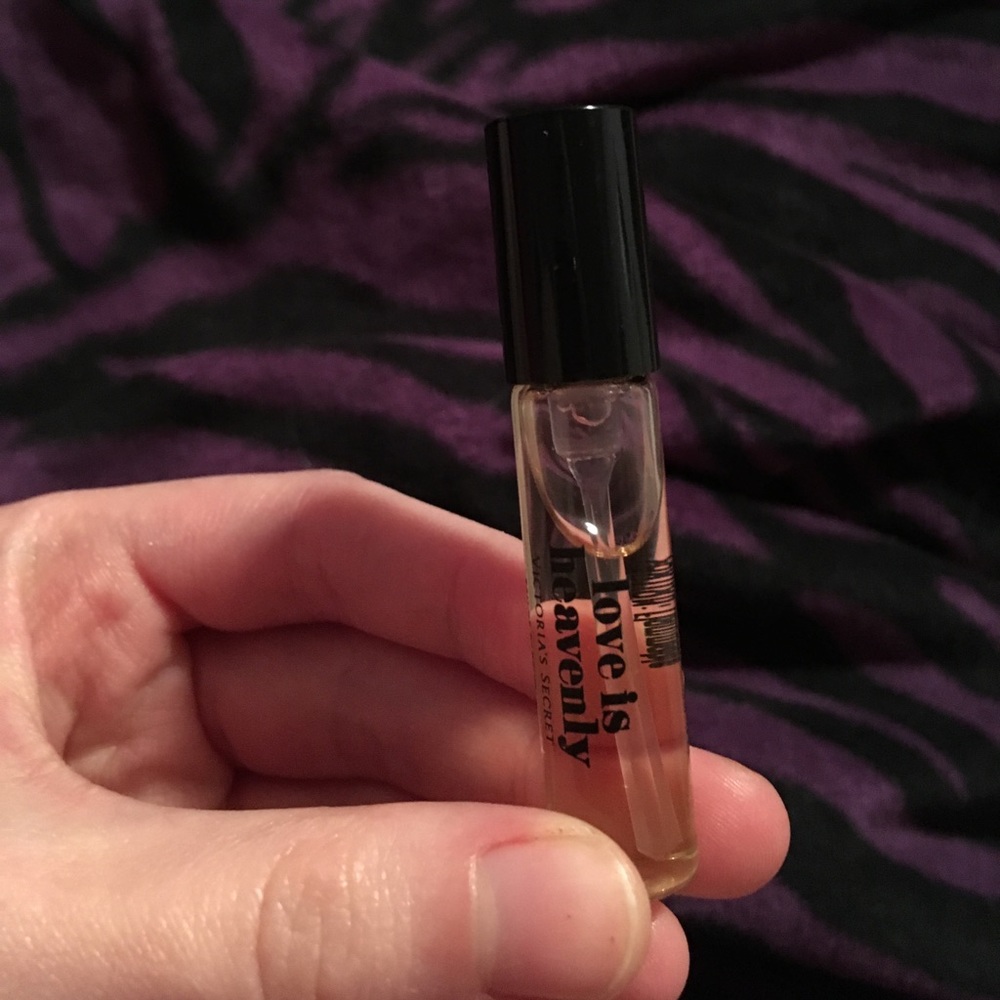 Victoria's Secret perfume vial