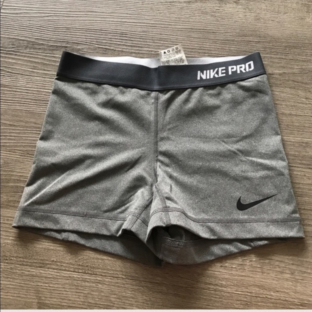 Nike Pros size small