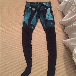 Alo Yoga leggings
