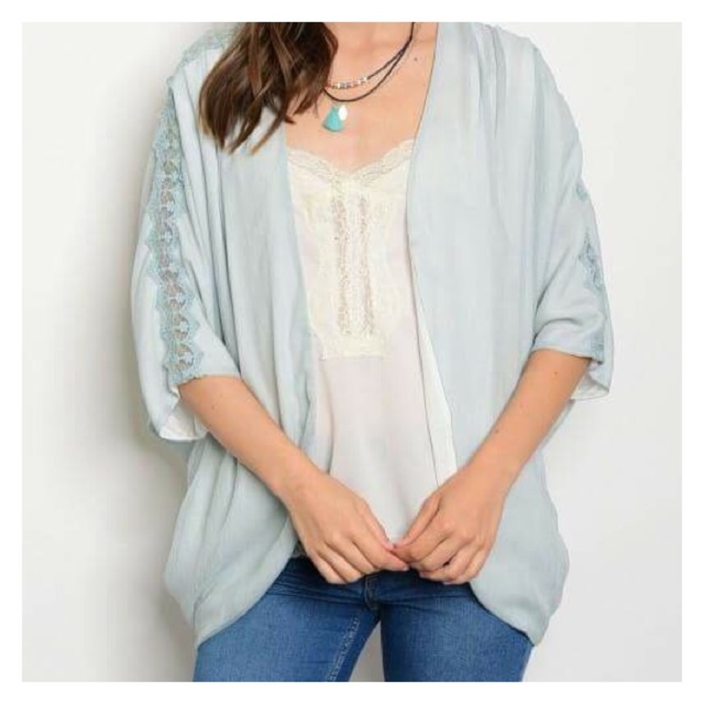 Light Blue Lace Kimono - Picture 3 of 7