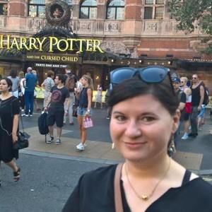 Meet your Posher, Anna