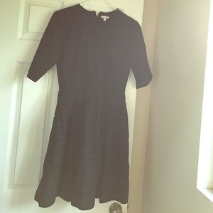 Black eyelet gap size 6 dress