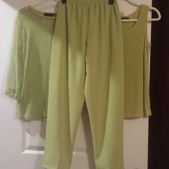 3 piece pant set - Picture 3 of 3