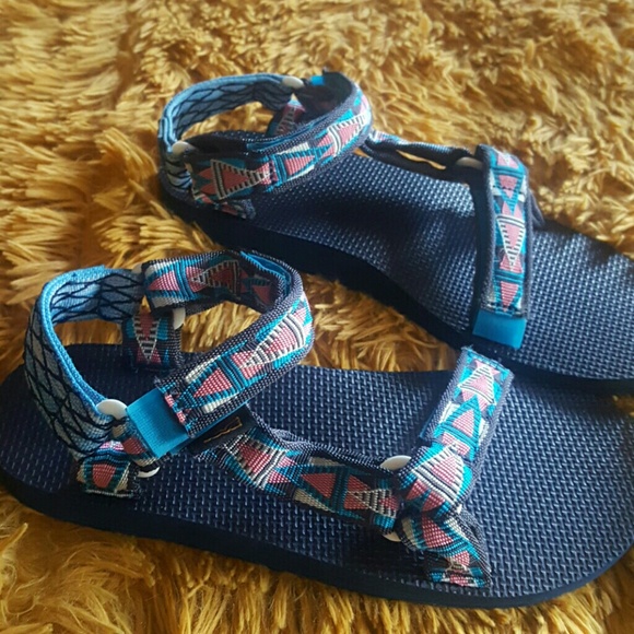 Teva Sandals - Picture 2 of 4