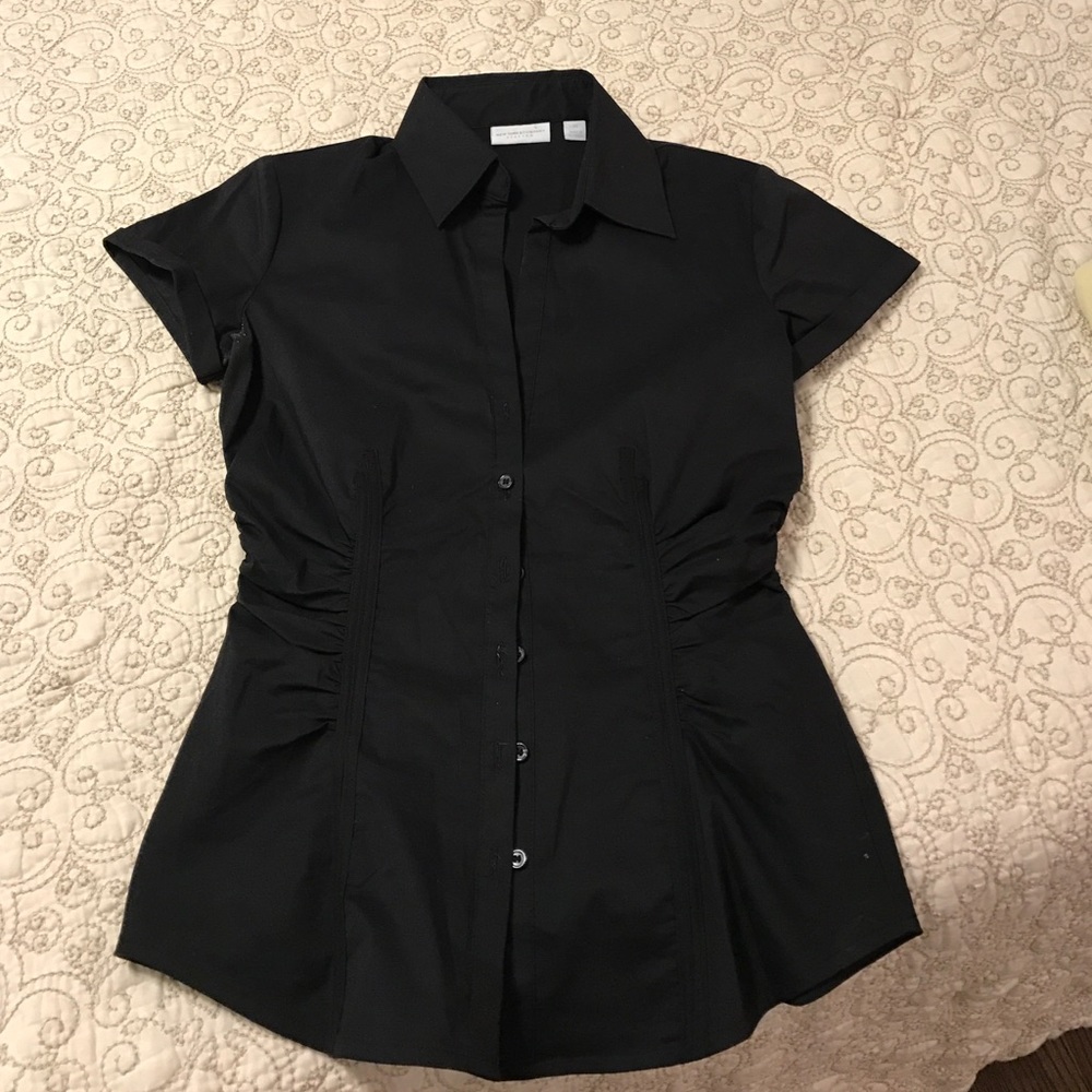 New York & Co stretch fit button down size XS