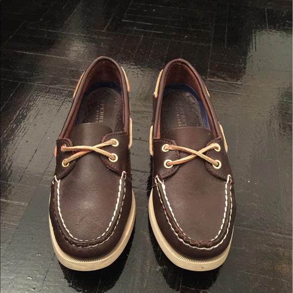 Sperry Original Authentic Two-Eye Boat Shoe - Picture 1 of 4