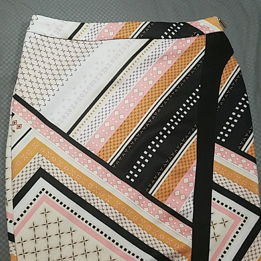 Bar III Printed Scuba Skirt