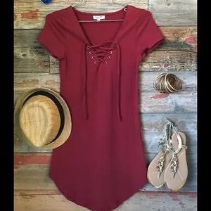Cap sleeve laceup tunic top