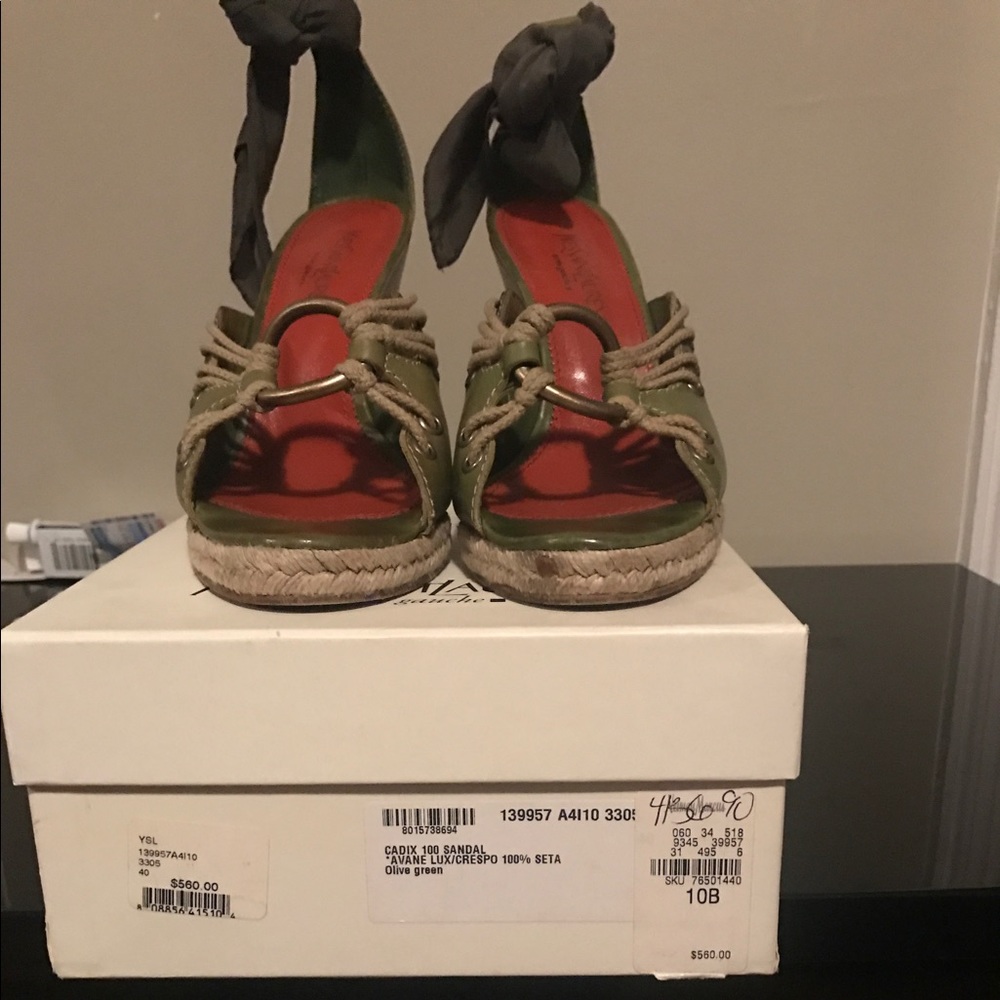 Yves Saint Laurent Sandals