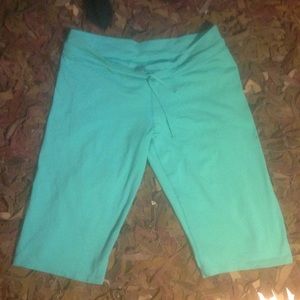 Women's Prana yoga pants/shots