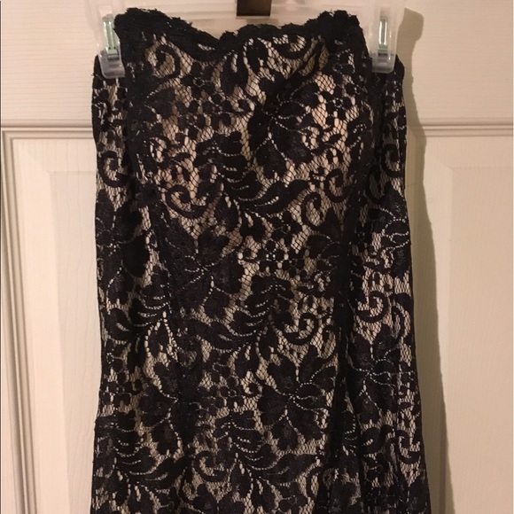 STUNNING👗🌷for Prom - Picture 3 of 3