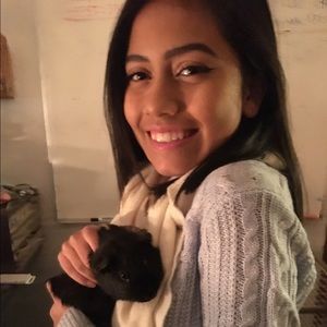 Meet your Posher, Lesly