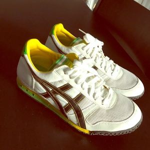 Onitsuka tiger shoes, size 9