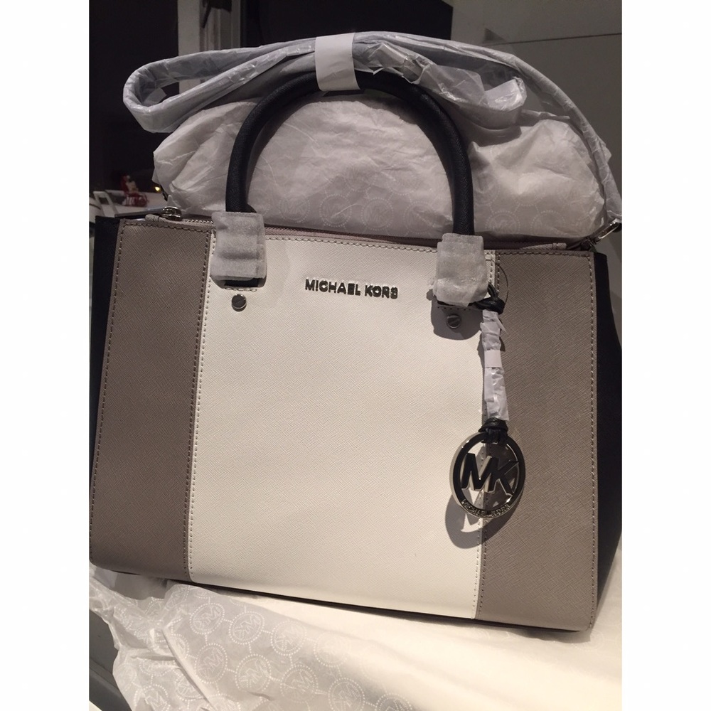 MICHAEL KORS SUTTON BAG  NEW WITH TAGS/NEVER USED