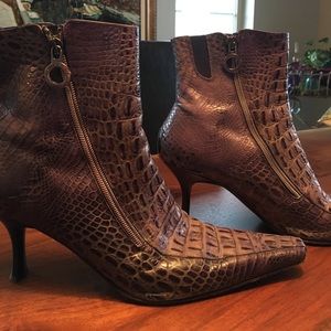 Donald Pliner Booties
