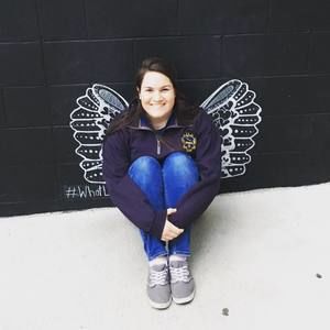 Meet your Posher, Olivia