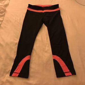 Lululemon Inspire Crops