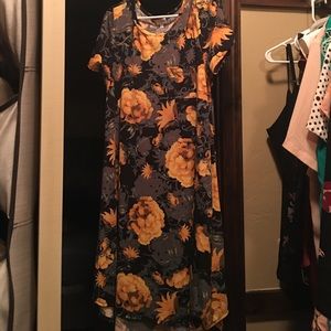 Lularoe Floral Carly