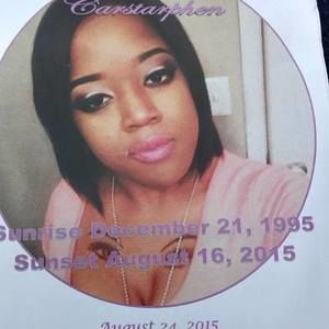 Meet your Posher, Danielle