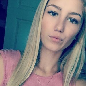 Meet your Posher, Haley