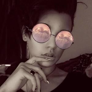 Meet your Posher, Cameron