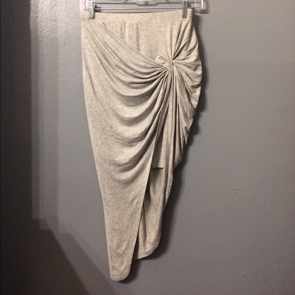 Asymmetrical Wrap Skirt 📐🗽