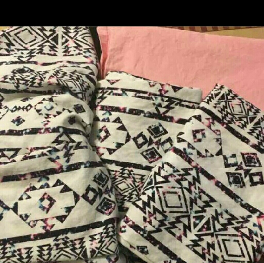 ISO LOOKING FOR PLEASE HELP ME FIND