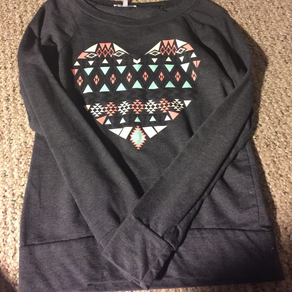 Tribal heart graphic sweatshirt.