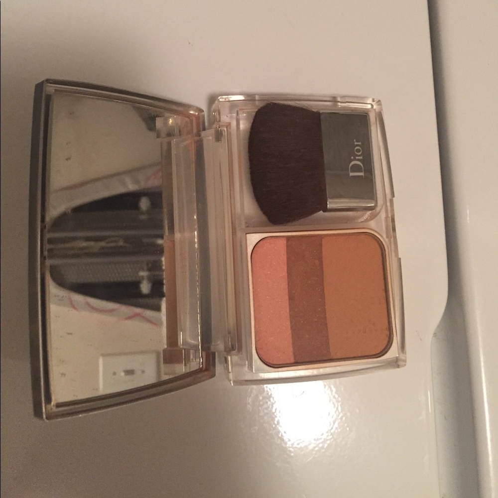 Dior bronzer compact