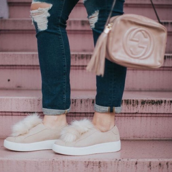 steve madden puff shoes