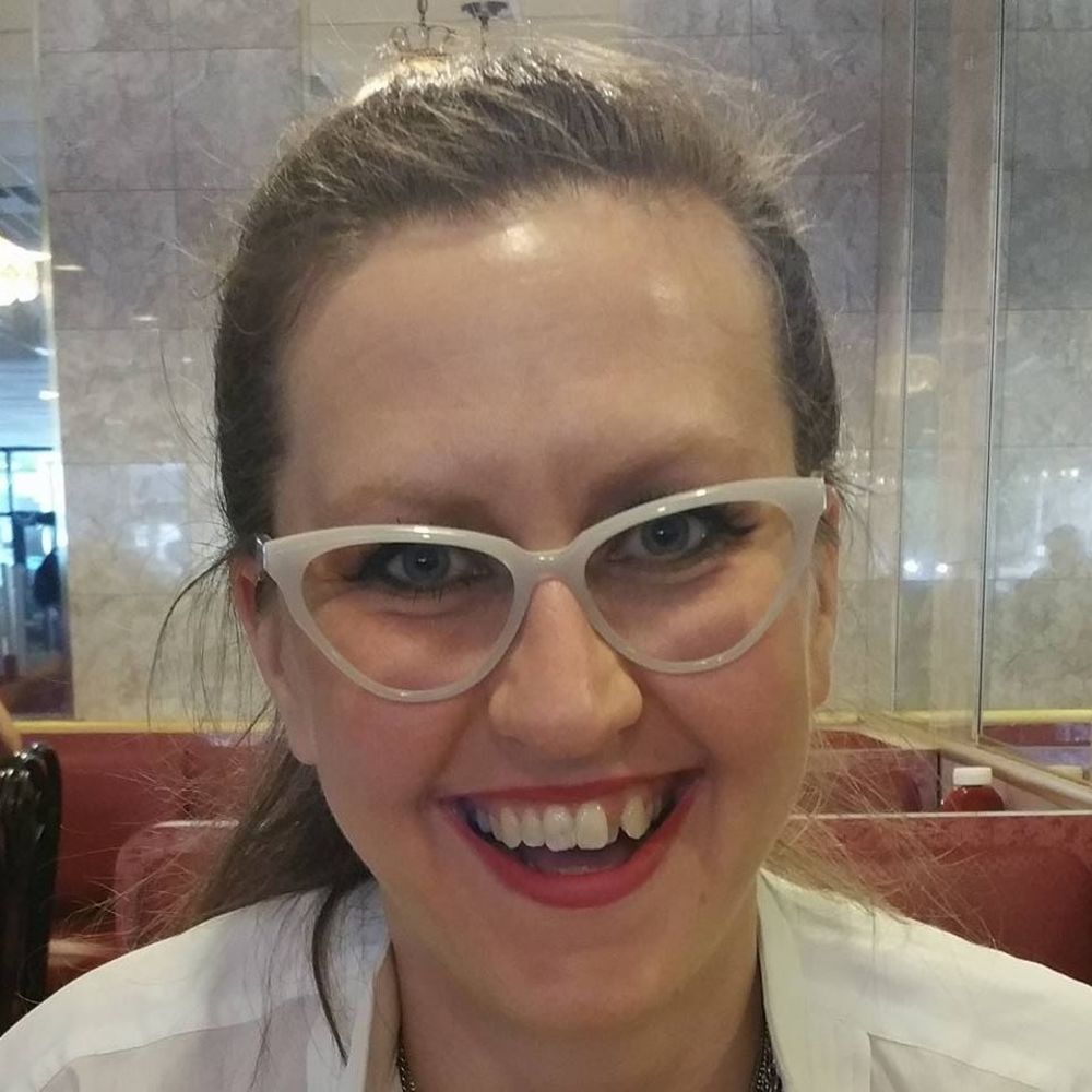 Meet your Posher, Rebecca