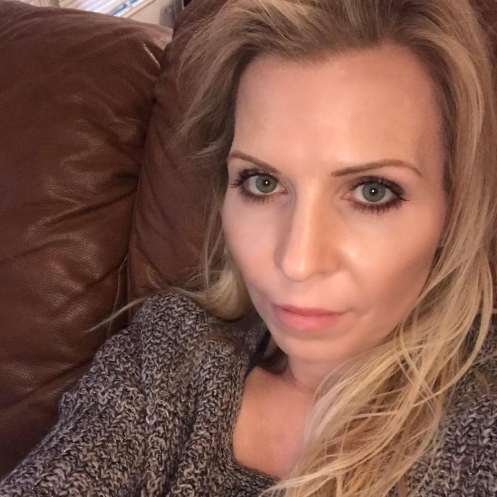 Meet your Posher, Dannita