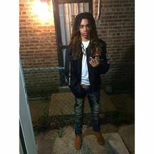 Meet your Posher, Deontae