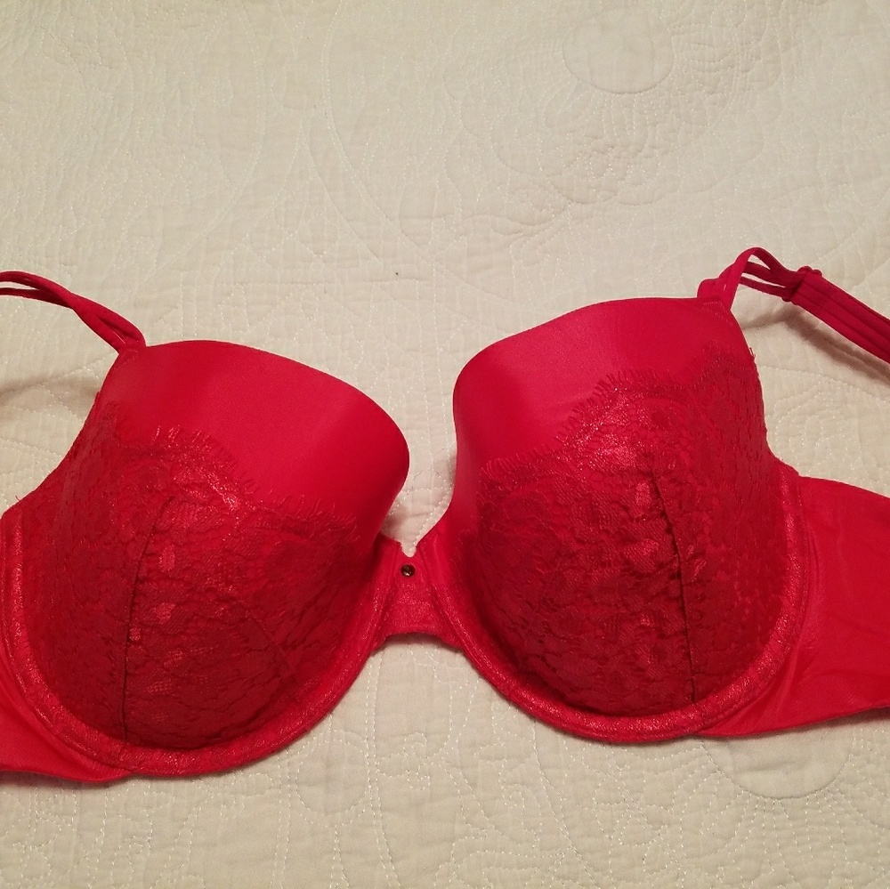 Victoria secret bra 36DD
