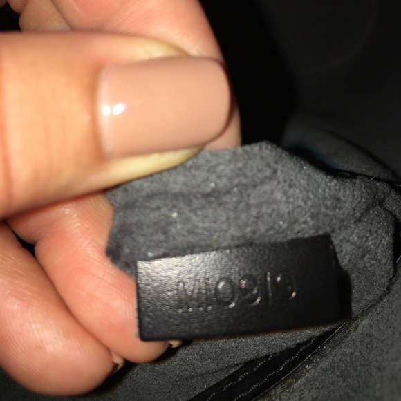 Louis Vuitton Epi Leather Alma PM - Picture 4 of 8