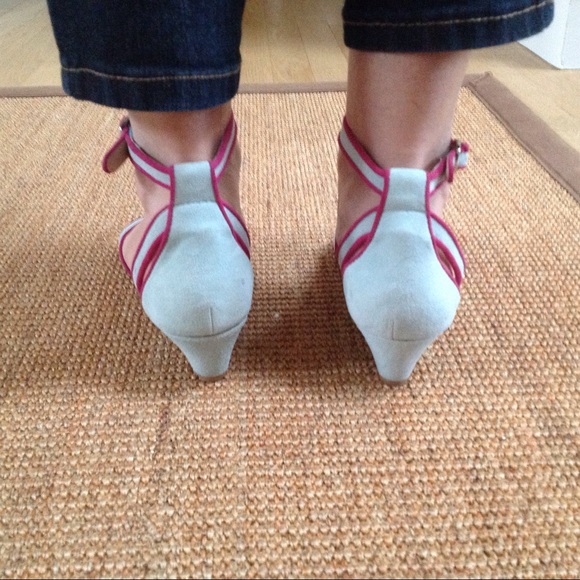 Sole Society baby blue, suede, wedge - Picture 4 of 6