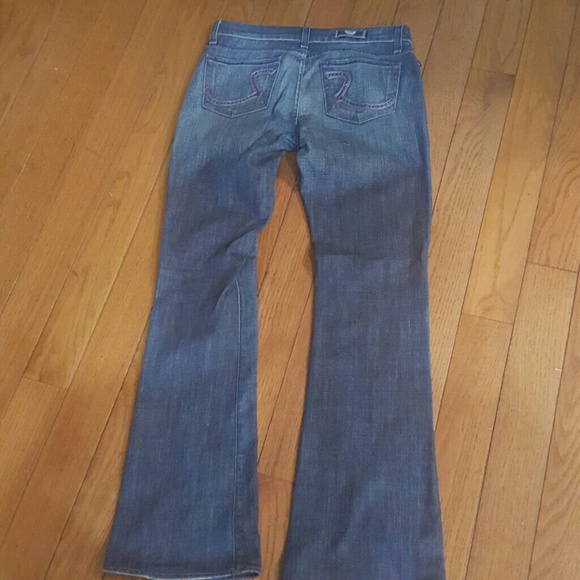 Jeans - Picture 2 of 3