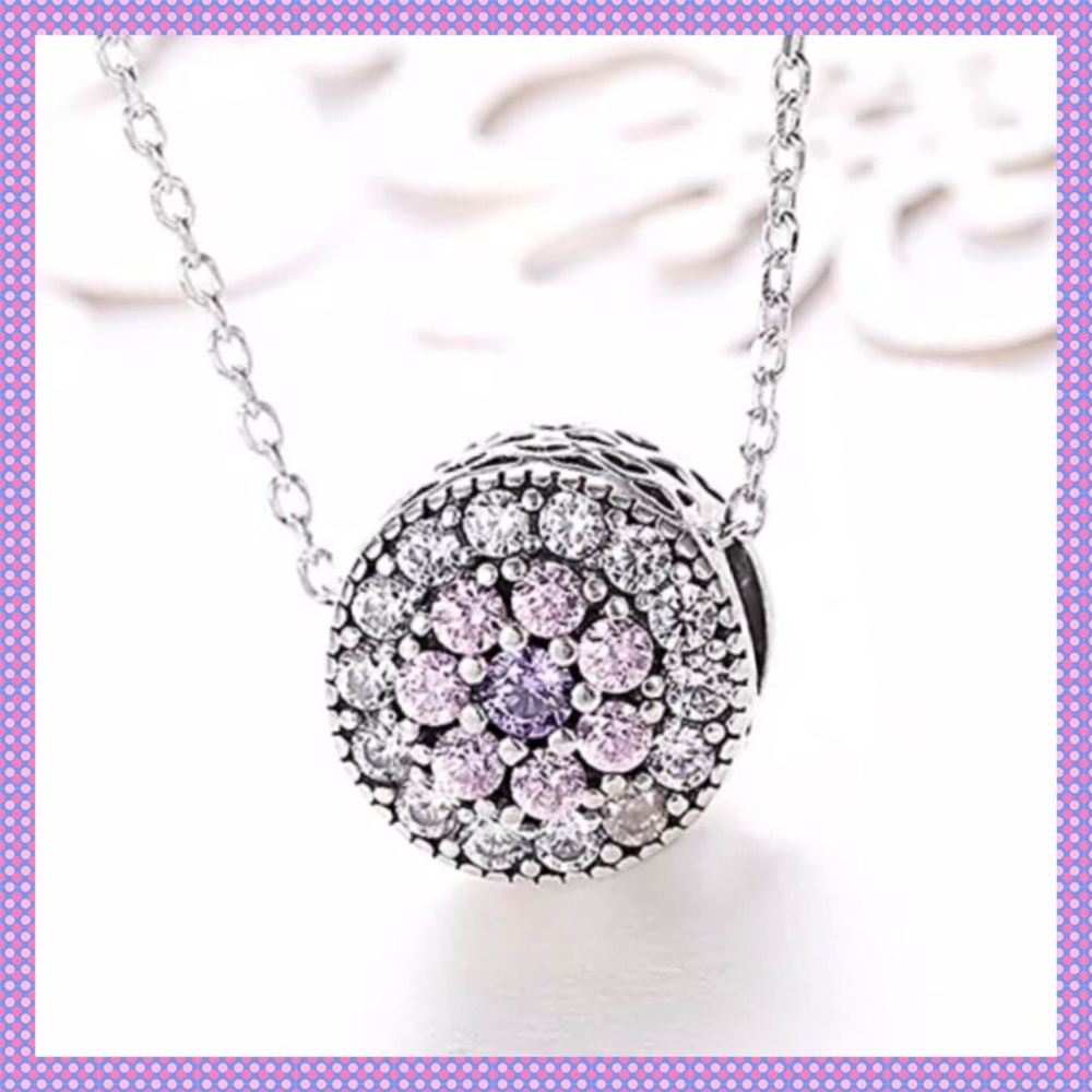 ๐GORGEOUS SS AAA Zircon Cluster Necklace๐ - Picture 2 of 5