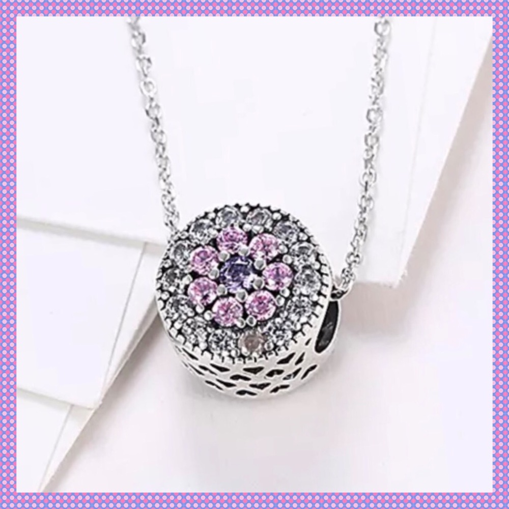 ๐GORGEOUS SS AAA Zircon Cluster Necklace๐ - Picture 5 of 5