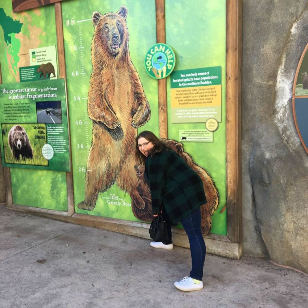 Meet your Posher, Elaine