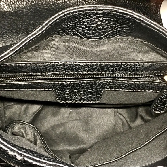 50% off for HP! 🎪 BCBG Paris Quilted Shoulder Bag - Picture 6 of 6