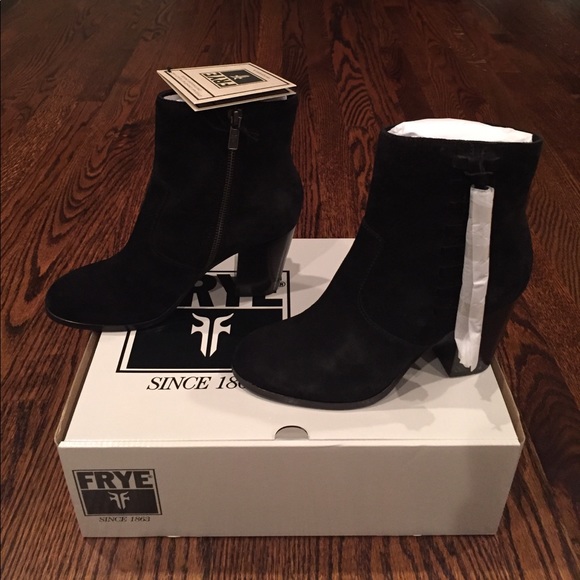 NWT Frye Myra Tassel Black Bootie - Picture 4 of 6