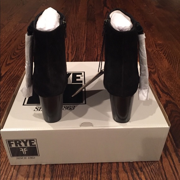 NWT Frye Myra Tassel Black Bootie - Picture 6 of 6