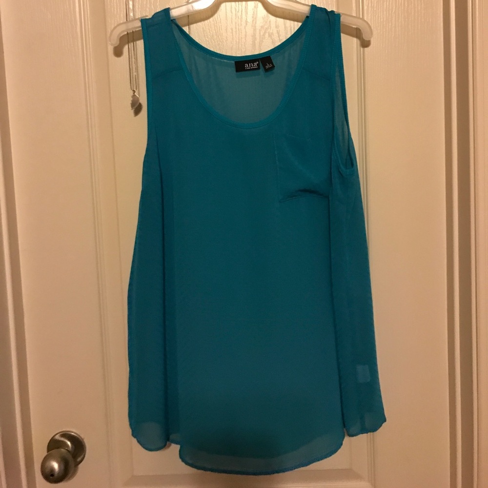 Large Ana Top